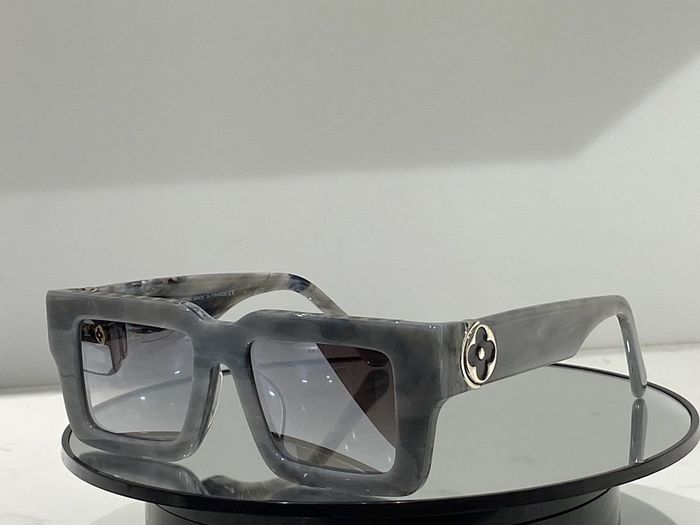 Louis Vuitton Sunglasses Top Quality LVS00027